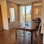Grande Terrasse Face A La - Casa Di Virginie 公寓