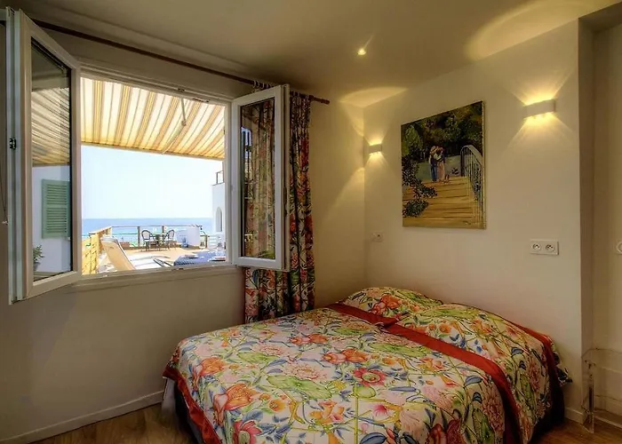 Grande Terrasse Face A La - Casa Di Virginie דירה