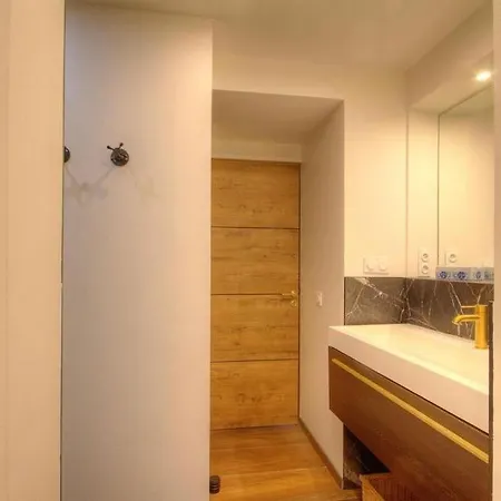 Lägenhet Grande Terrasse Face A La - Casa Di Virginie *