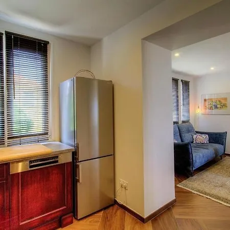 Grande Terrasse Face A La - Casa Di Virginie Daire *