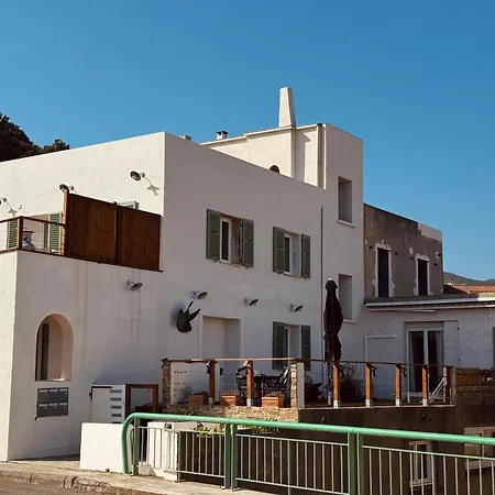 Grande Terrasse Face à La - Casa Di Virginie Macinaggio (Corsica)
